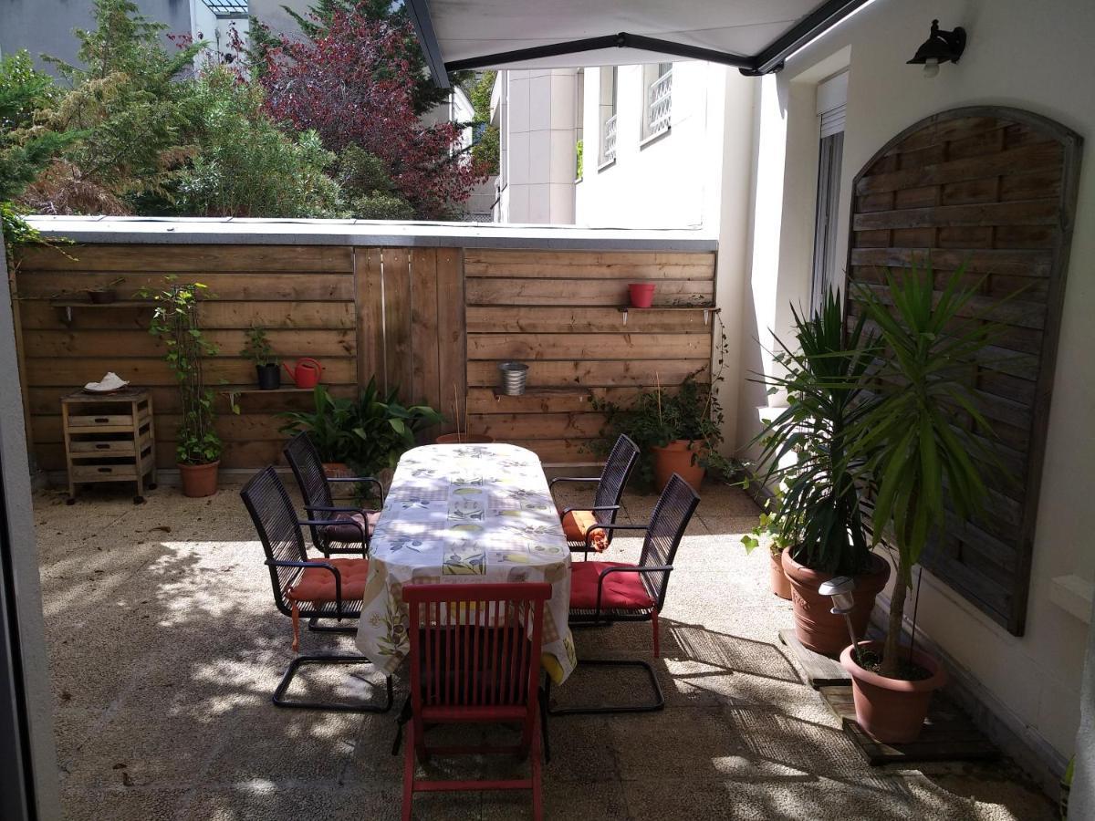 Cosy Rare 2 Bedroom Apartment Around A Private Garden Neuilly-sur-Seine Esterno foto